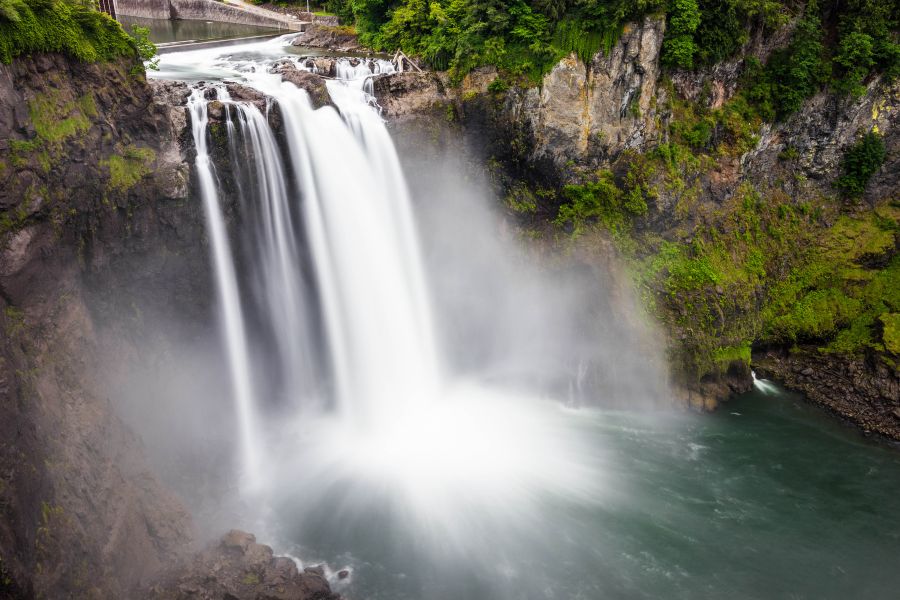 Snoqualmie Falls, Washington: The Best Quick Day Trip from Seattle