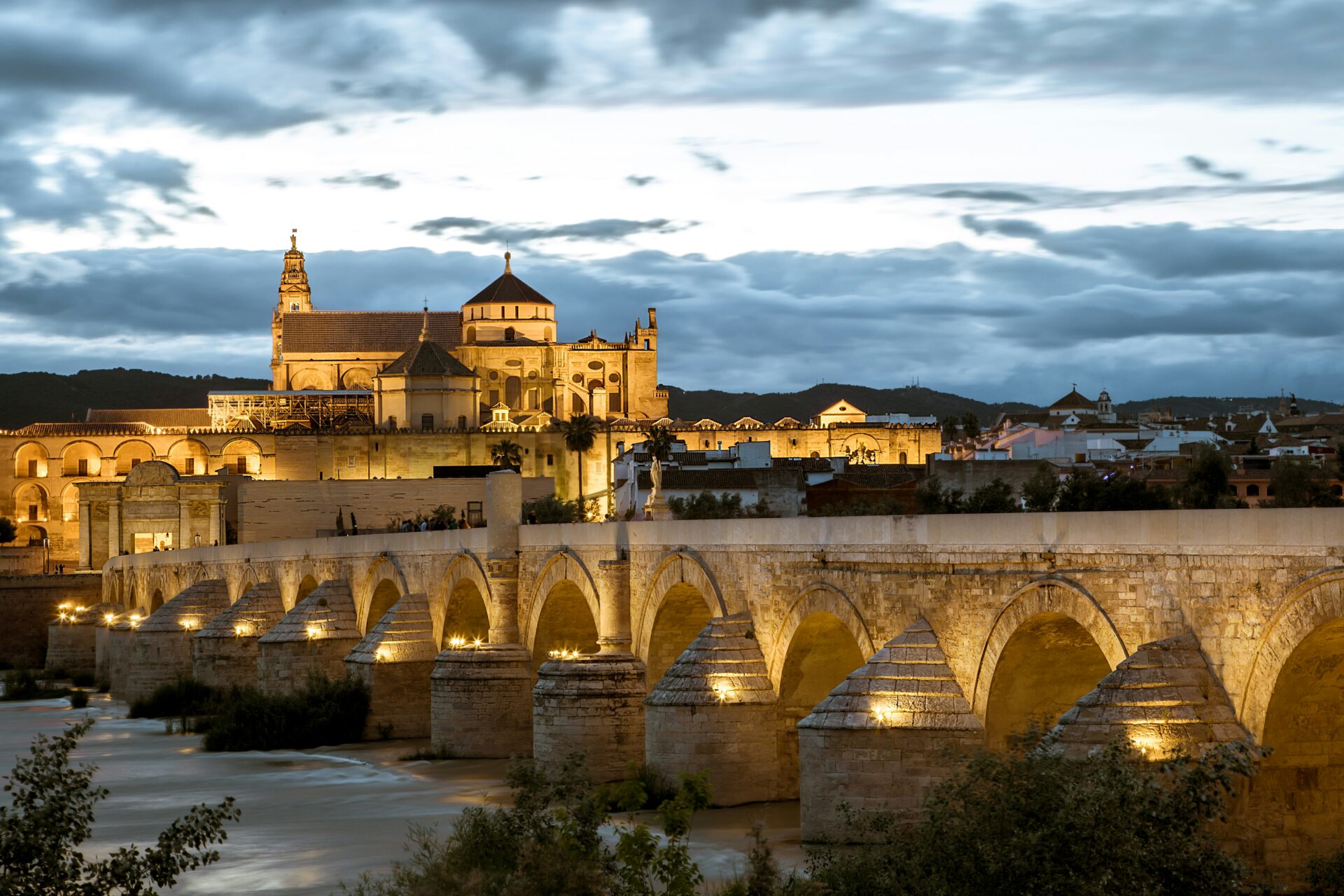 Córdoba, Spain at night