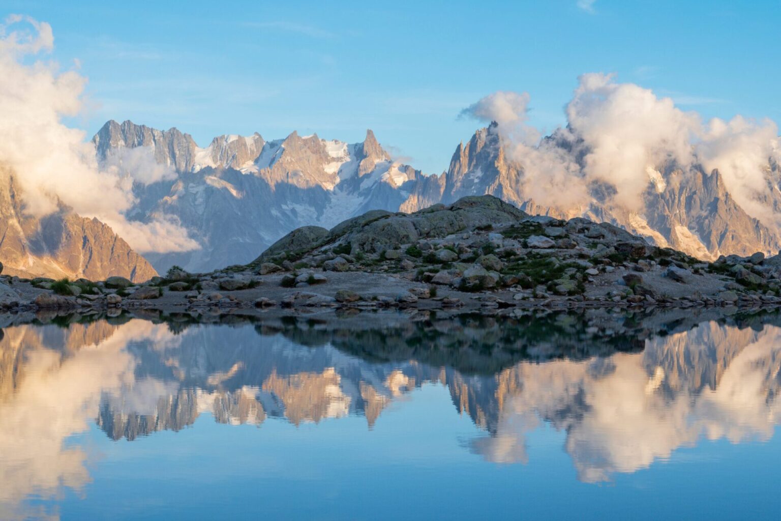 7 Best Mont Blanc Viewpoints in Italy: Photography Guide with Maps ...