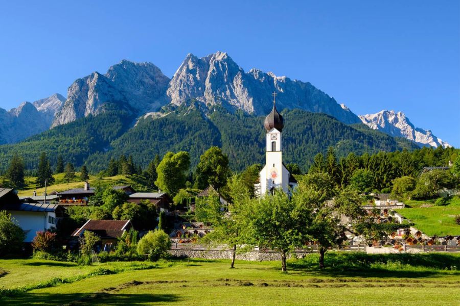 Hiking Germany’s Highest Peak: My Adventure at Zugspitze