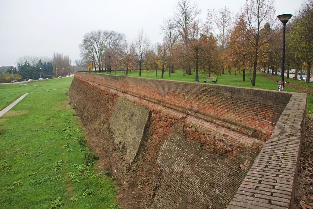 Walls of Ferrara - Renaissance walls in Italy