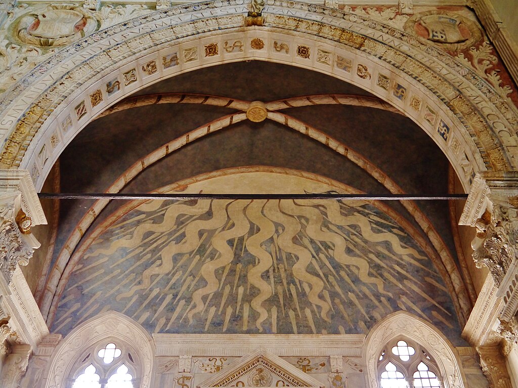 Wikimedia Commons - Vault of the Chapel of the Virtue of the Malatesta Temple