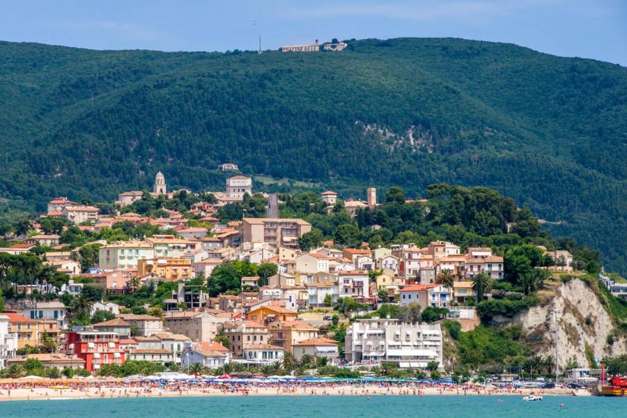 Complete Guide to the Conero Riviera: Le Marche's Natural Paradise