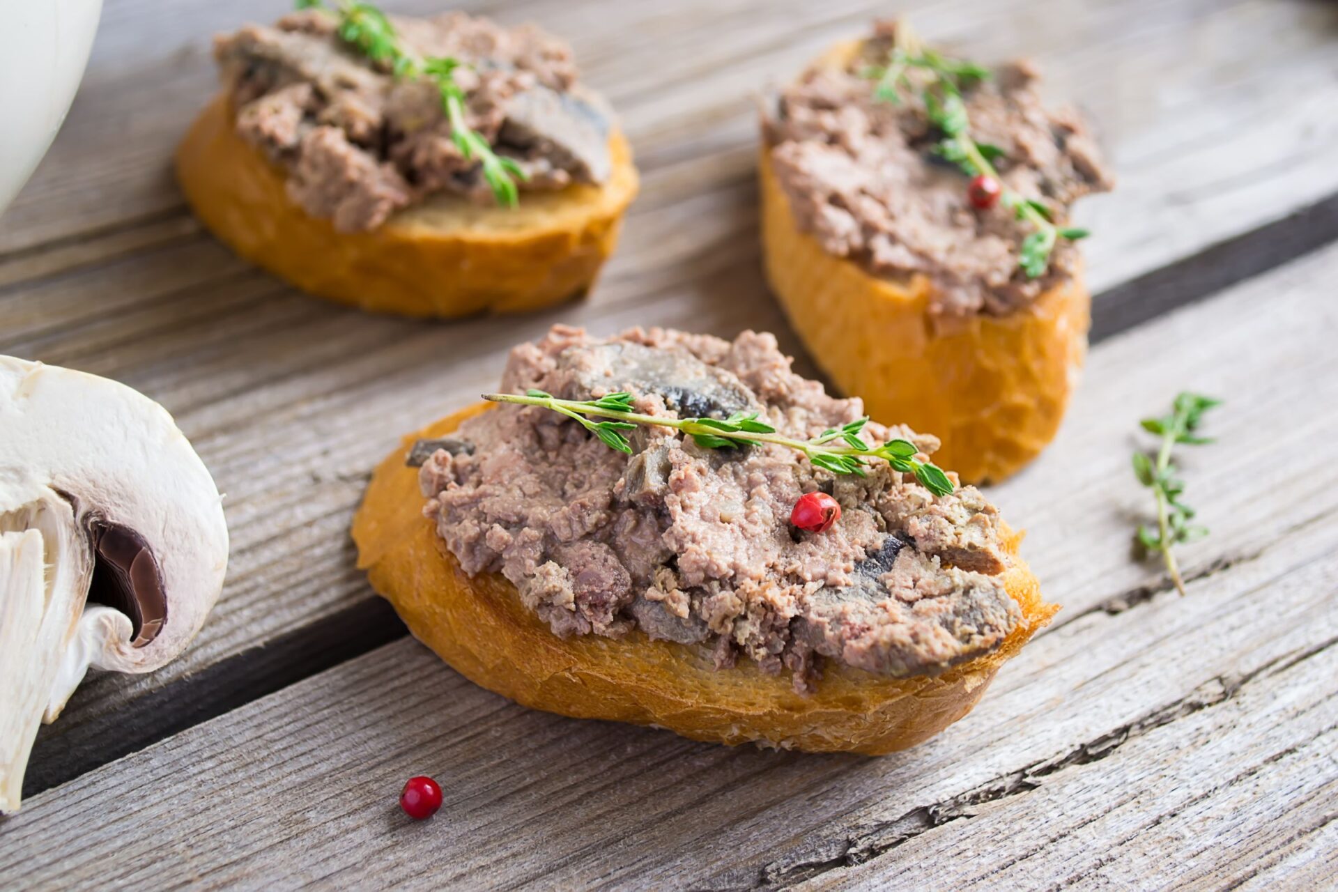 Crostini topped with chicken liver pâté