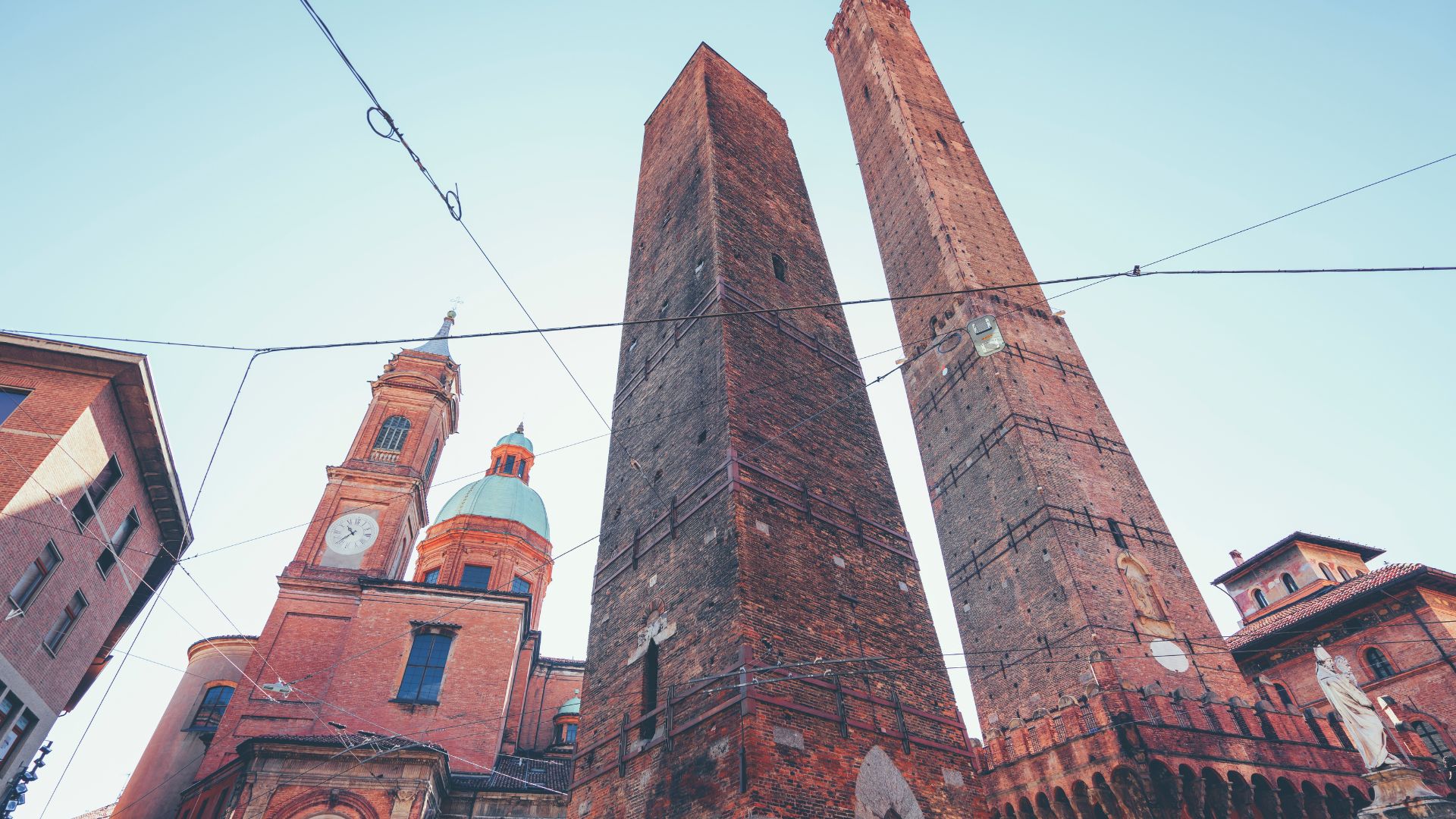 Image of Garisenda Tower, Bologna, Italy