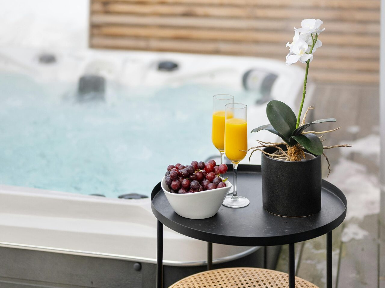 Hot tub resort spa wellness center