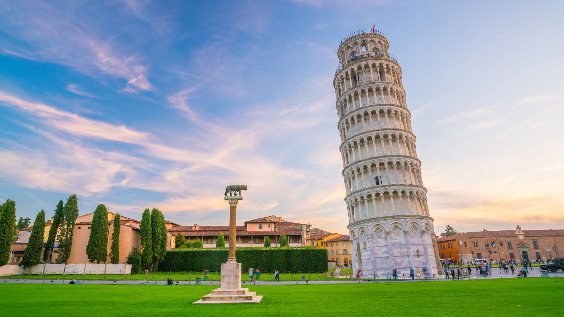 Image of Pisa's Leaning Tower 