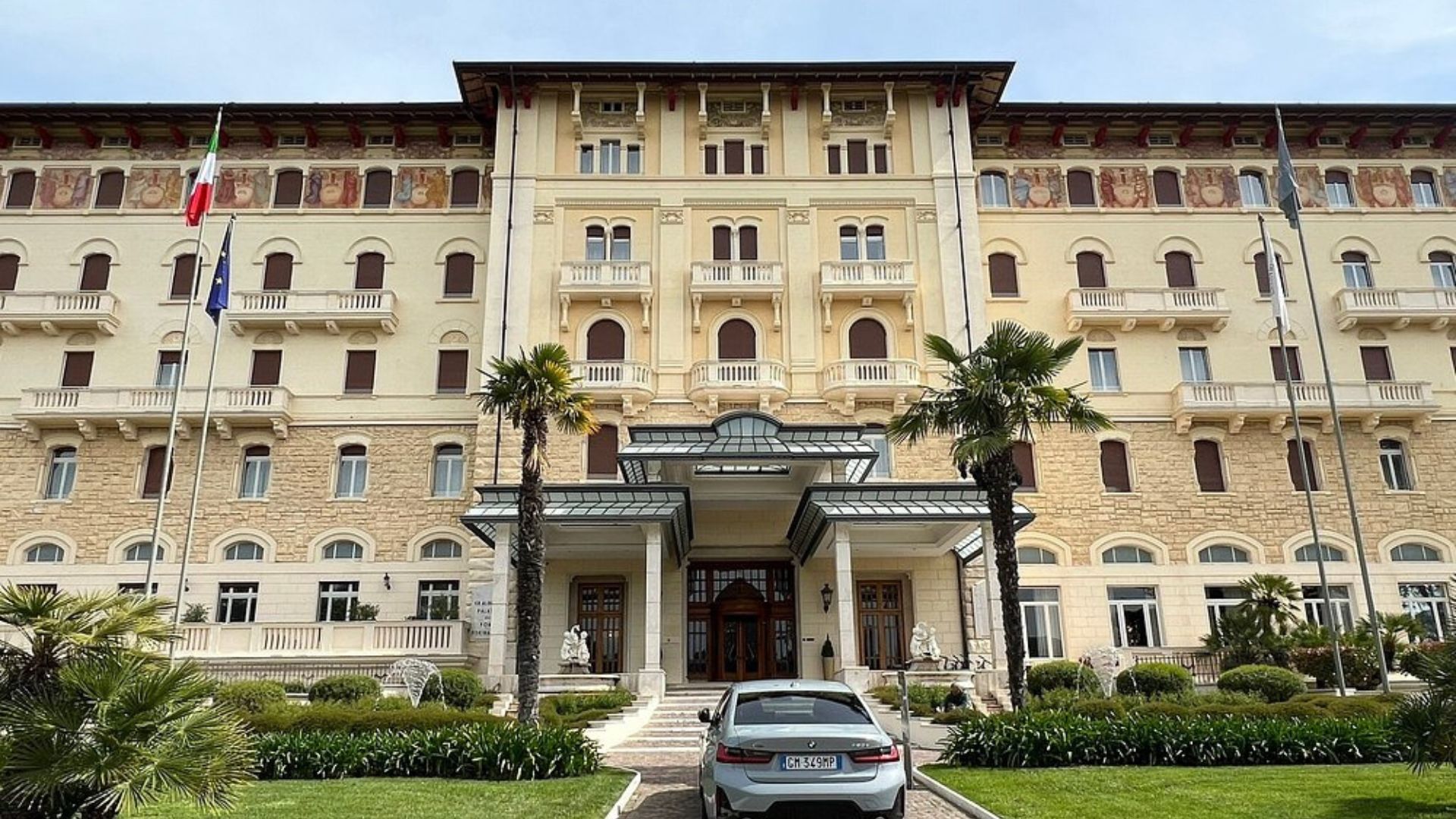 Image of the Palazzo Fiuggi building.
