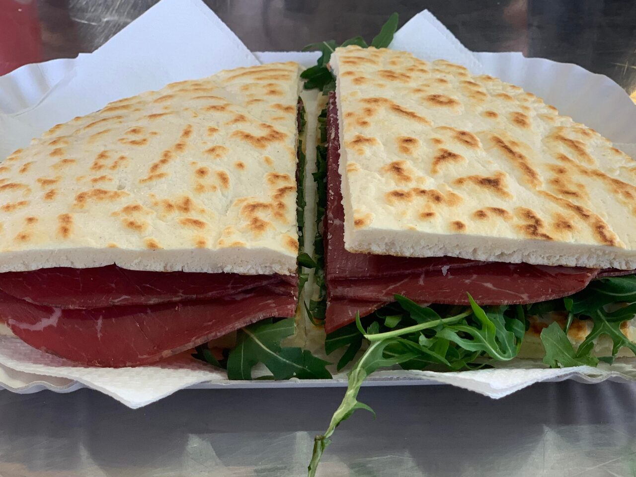 Piadina - Italian cuisine 
