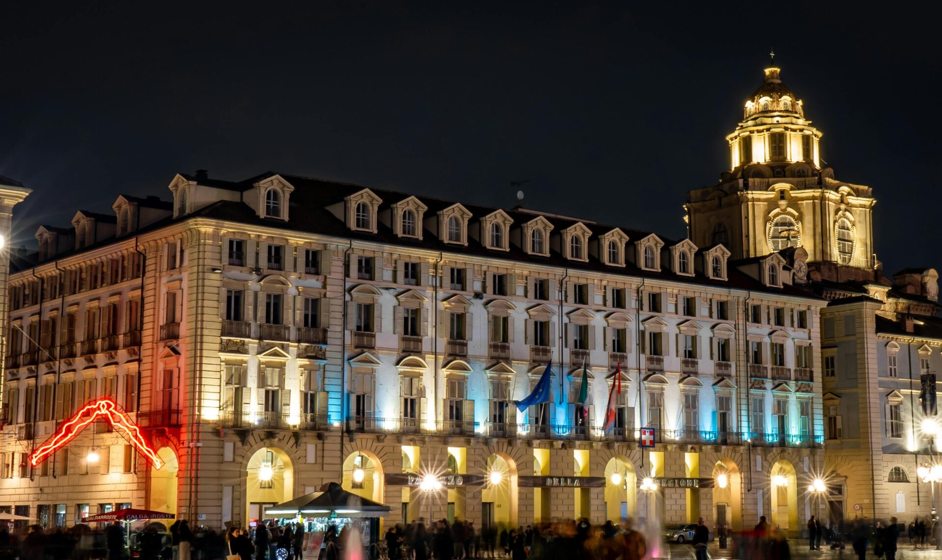 Piazza Castello in Turin - square in Turin - city lights - city streets