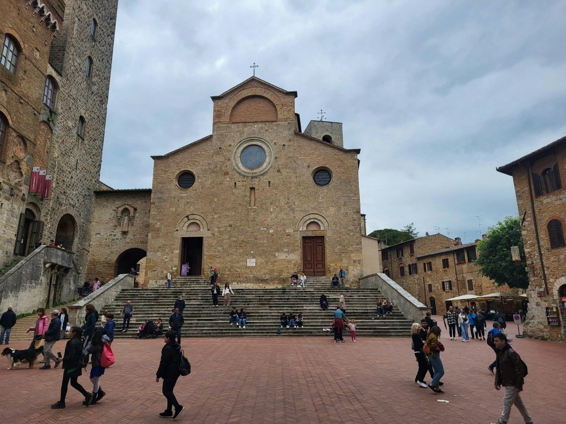 Collegiate Church in Piazza del Duomo