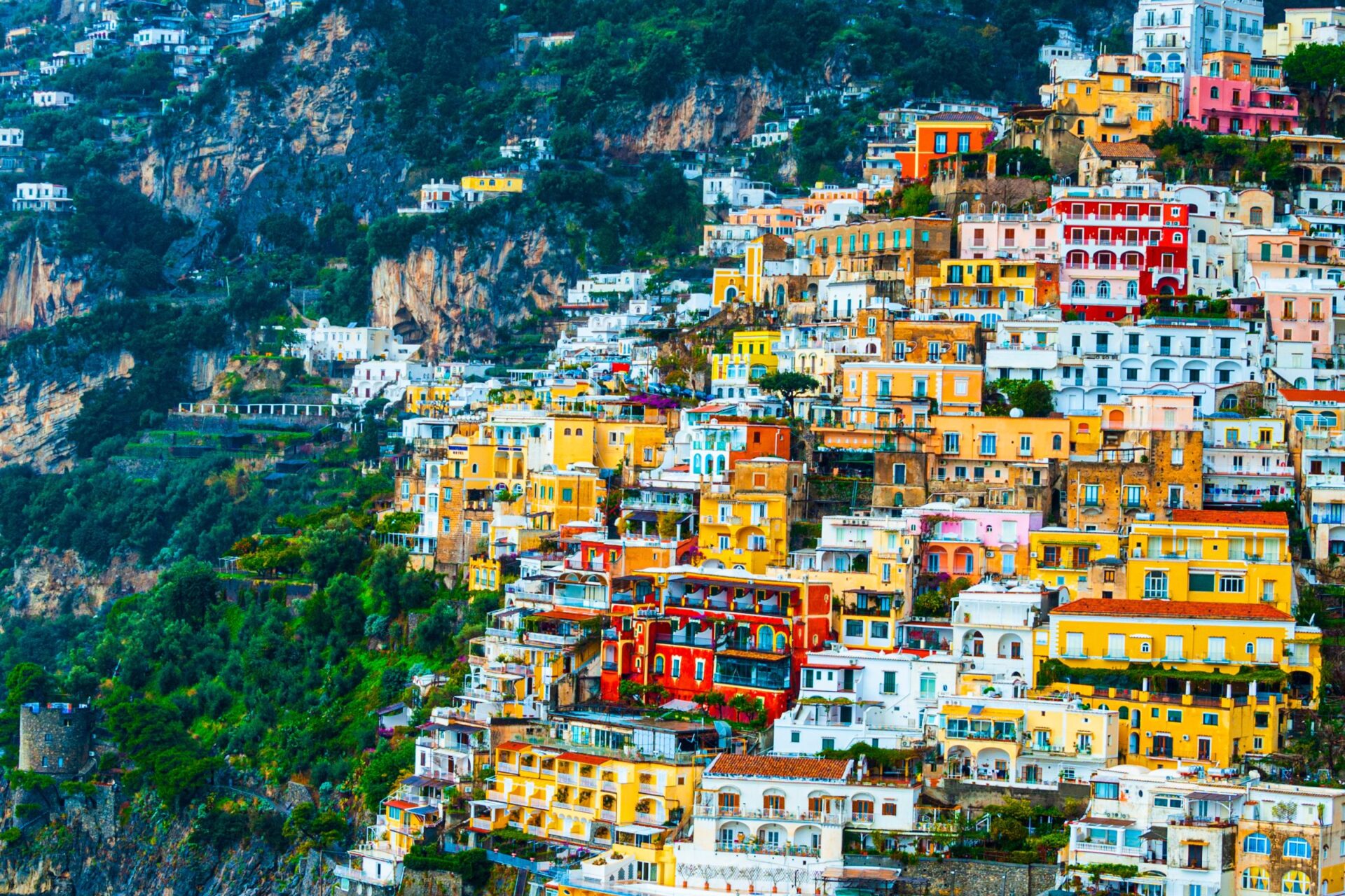Pastel-colored Positano houses