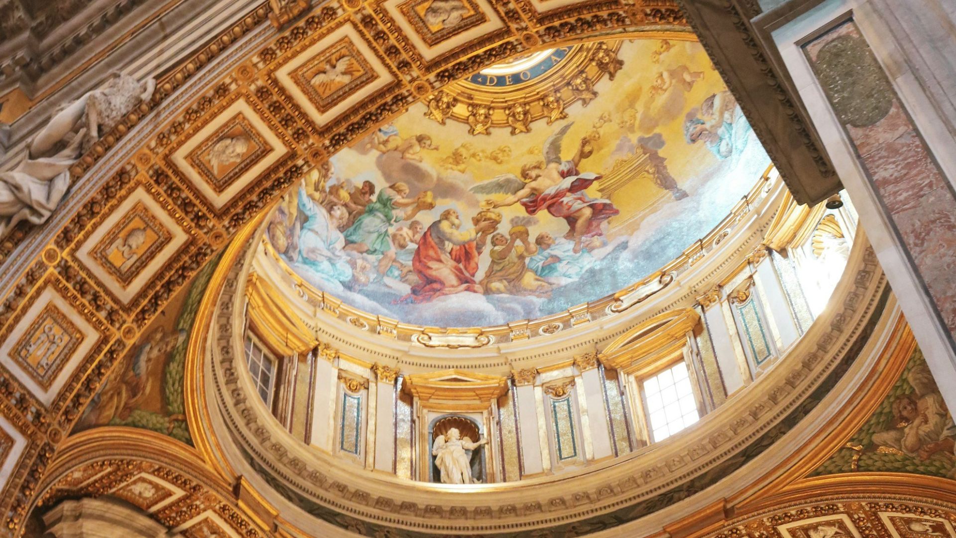 Image of St. Peter's Basilica's interior.