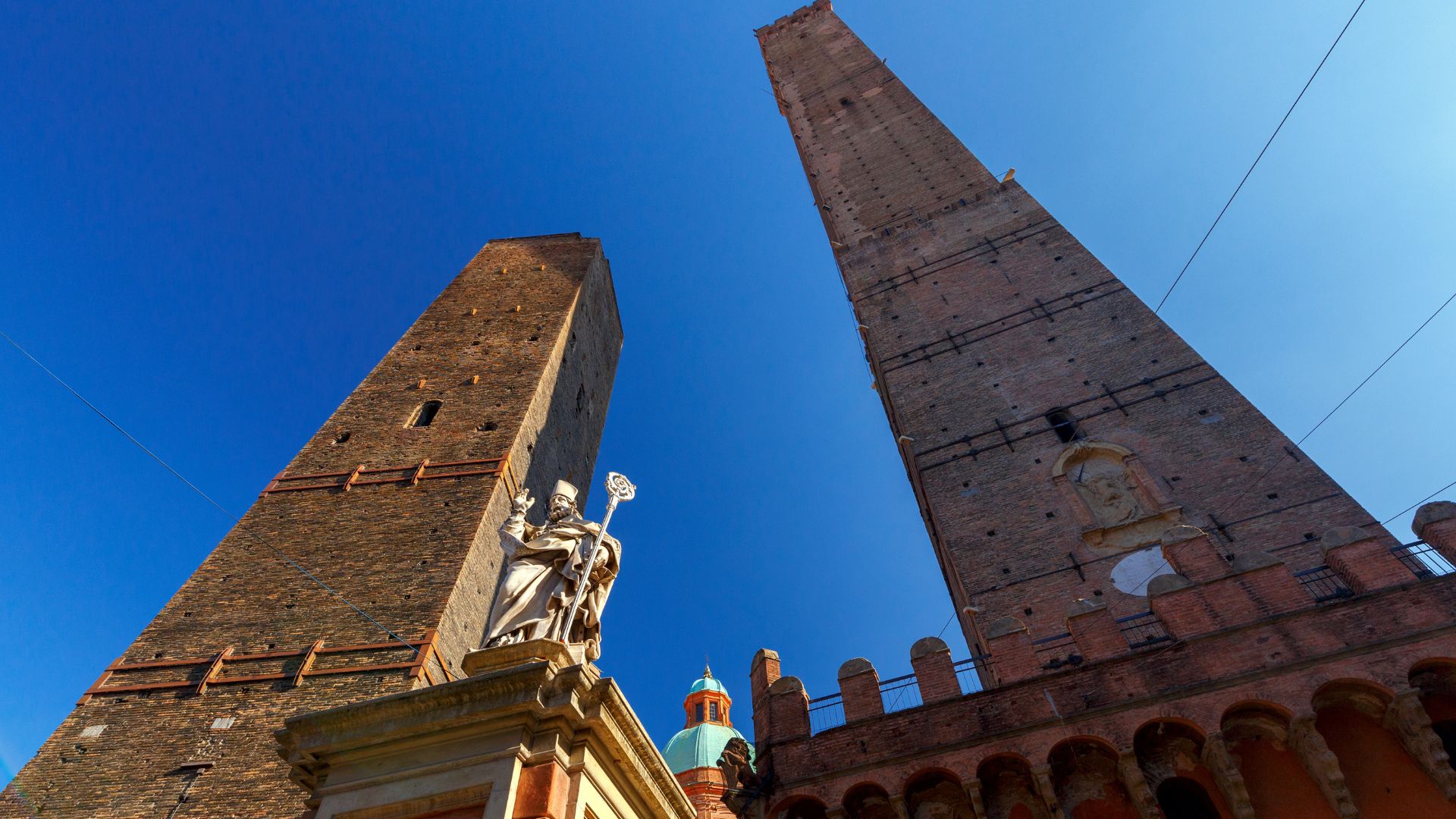 Image of The Asinelli Tower, Bologna, Italy