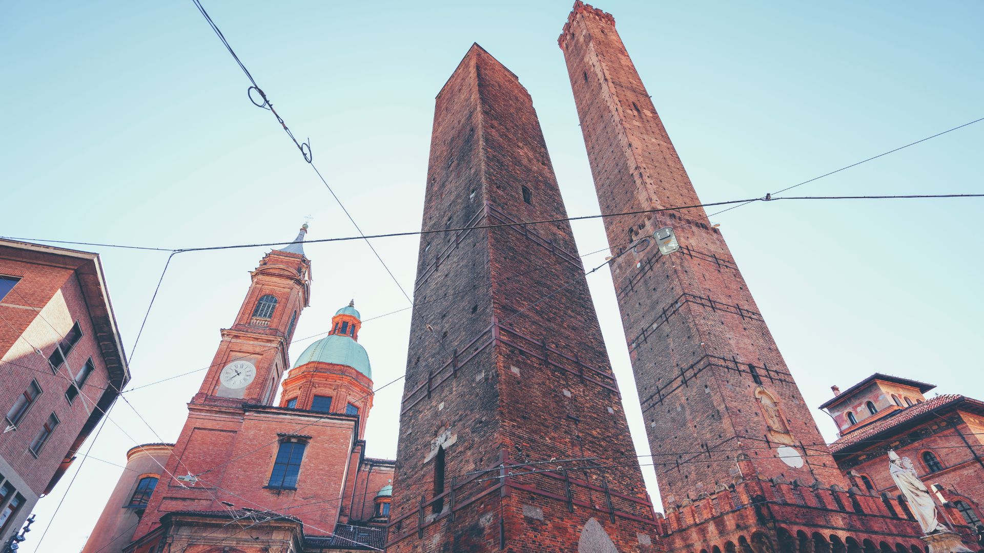 Image of The Asinelli Tower, Bologna, Italy.