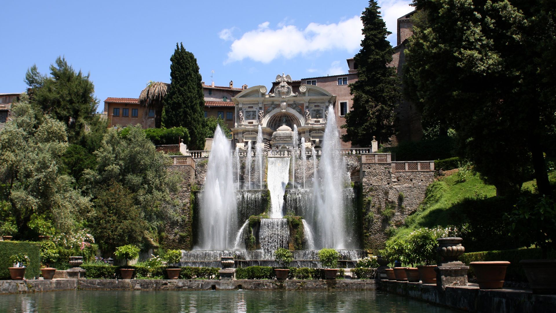 Image shows Villa d'Este in Tivoli