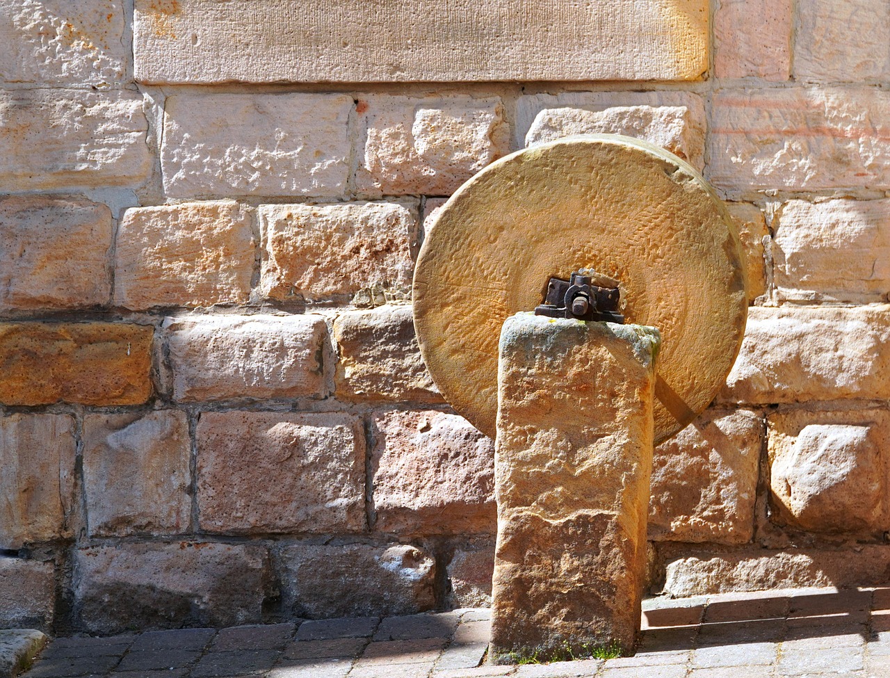 Grinding stone