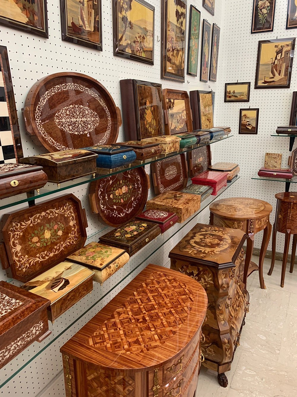 intarsia