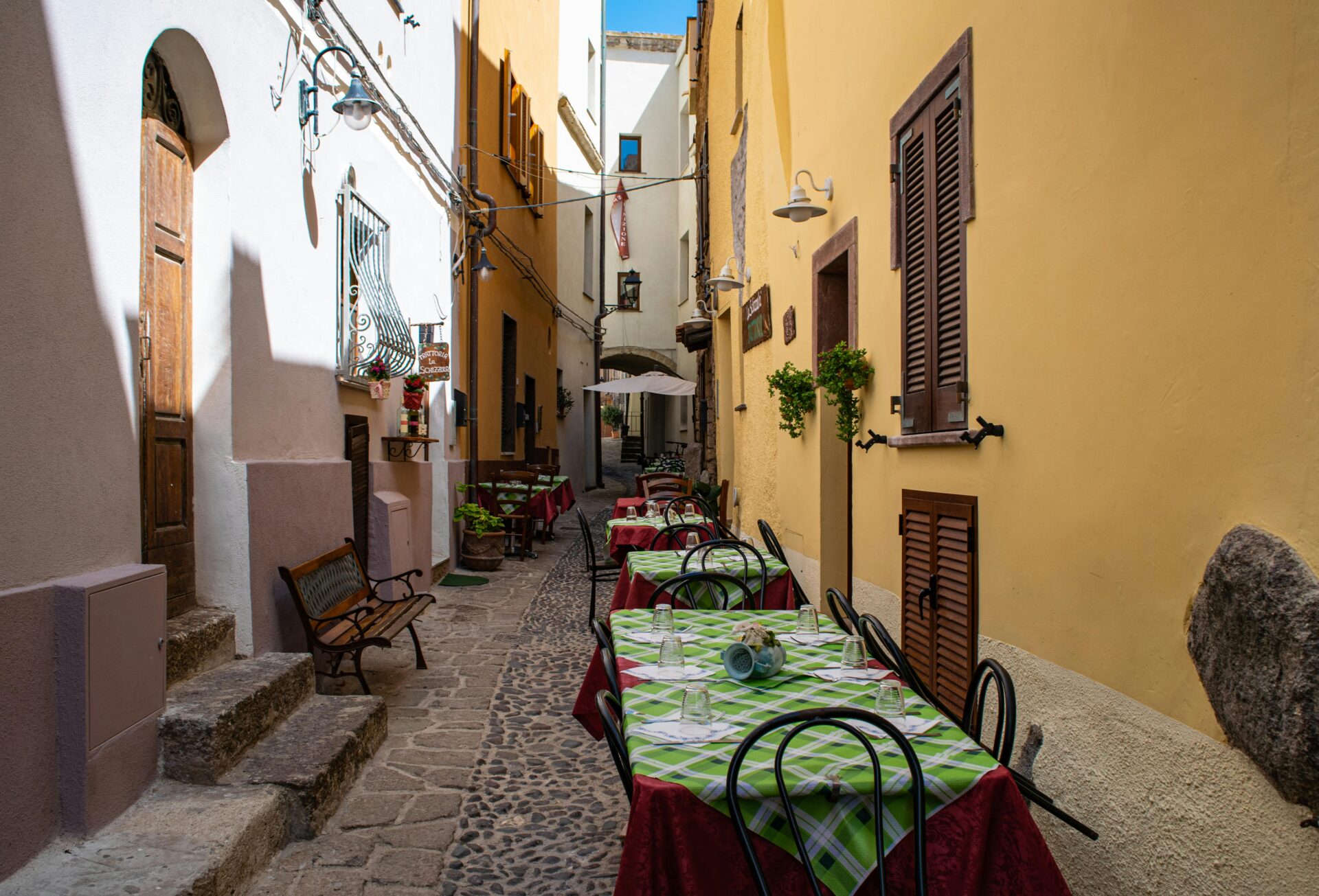 A Restaurant in an Alley
