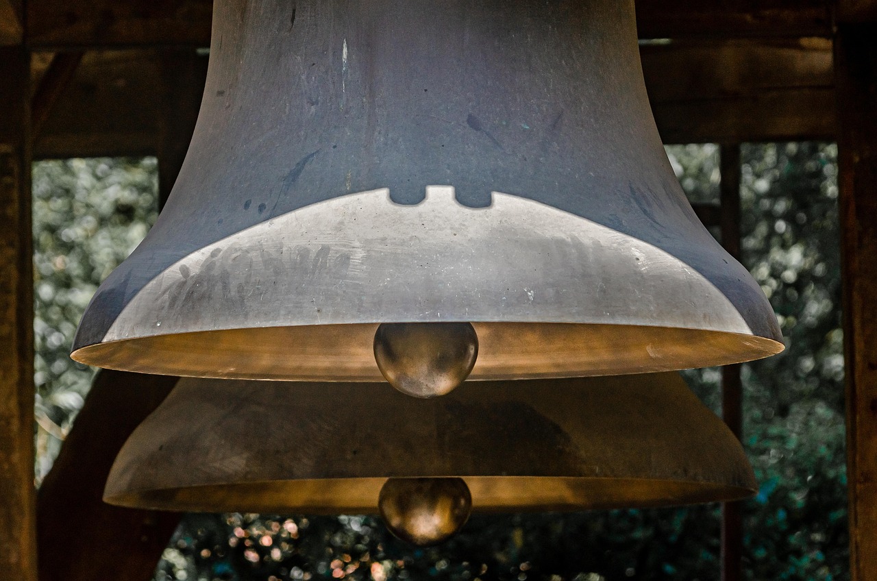 Bronze bell