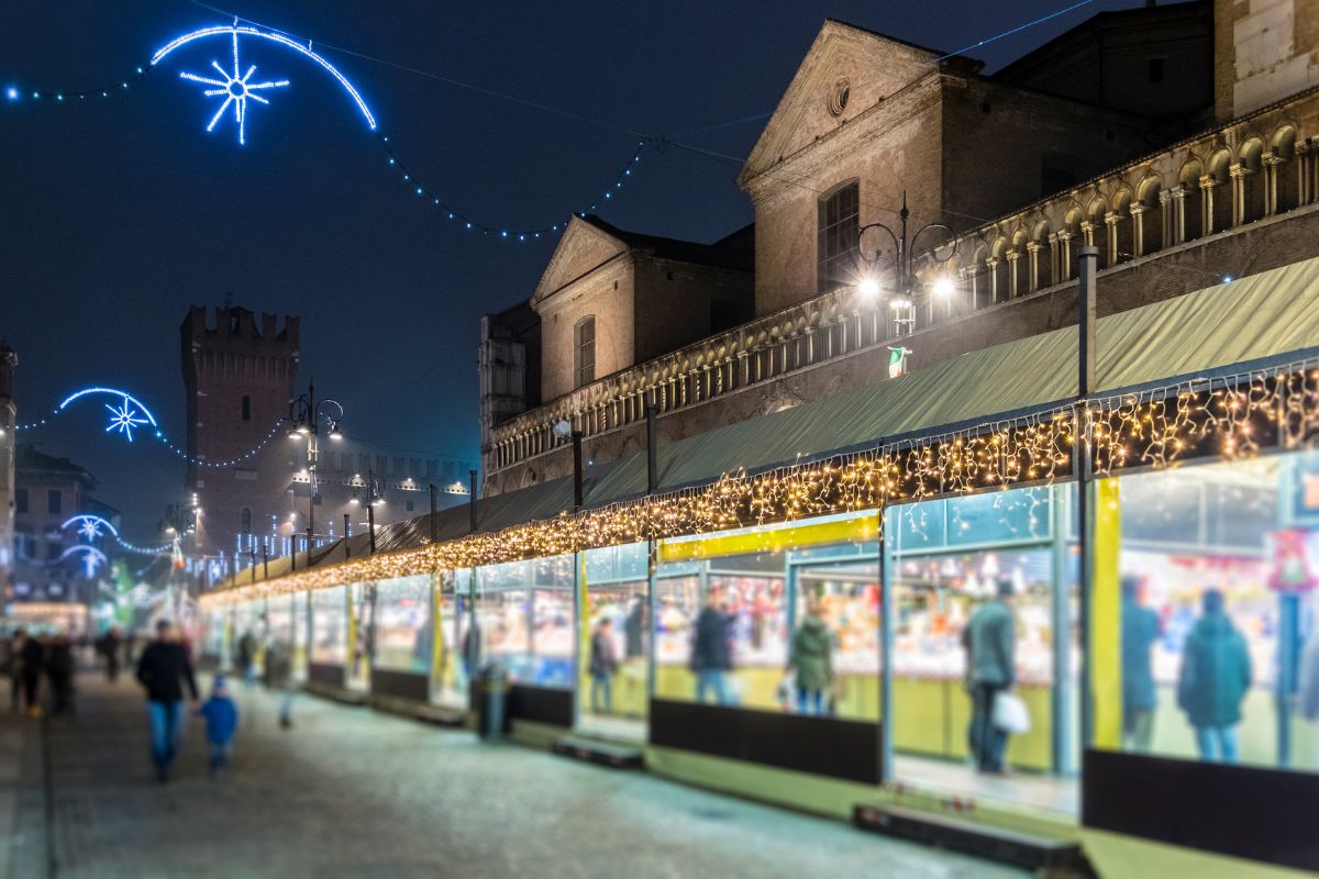 Christmas markets to Piazza Trento e Trieste