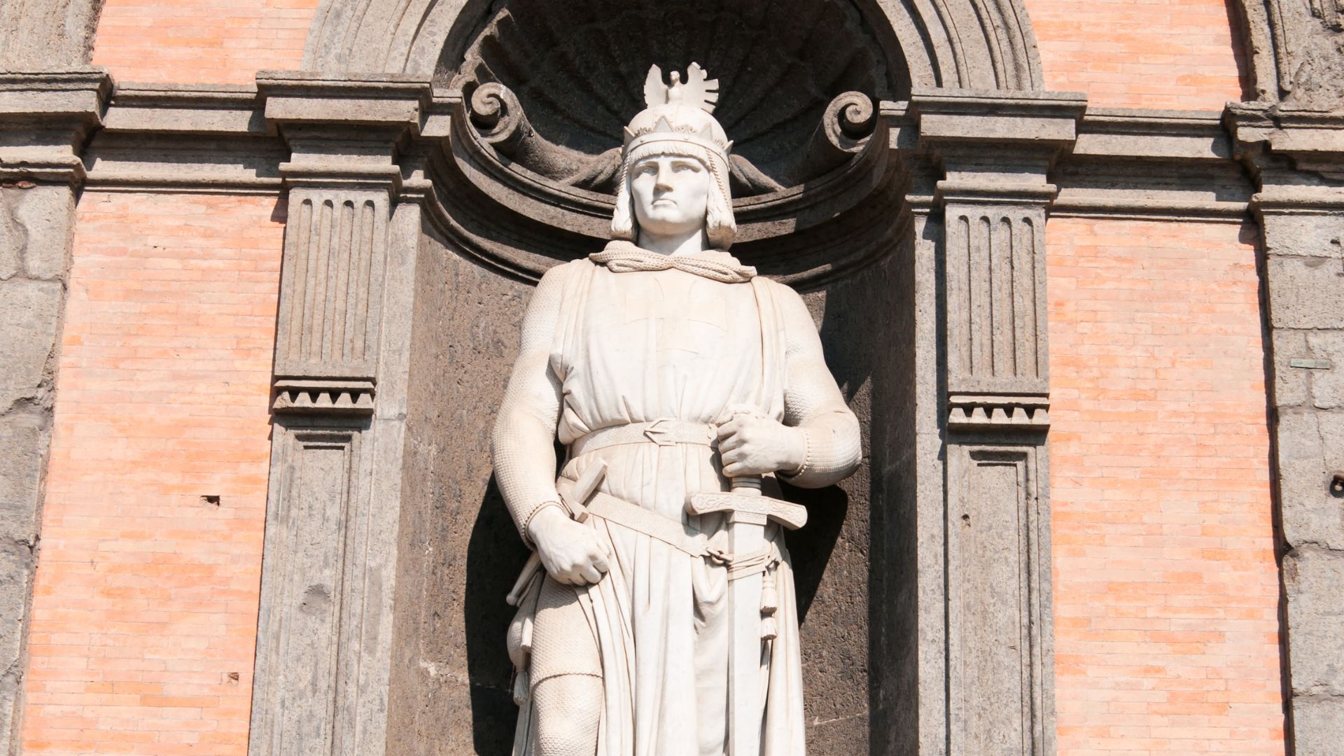 The image shows the statue in the image is likely of Frederick II.