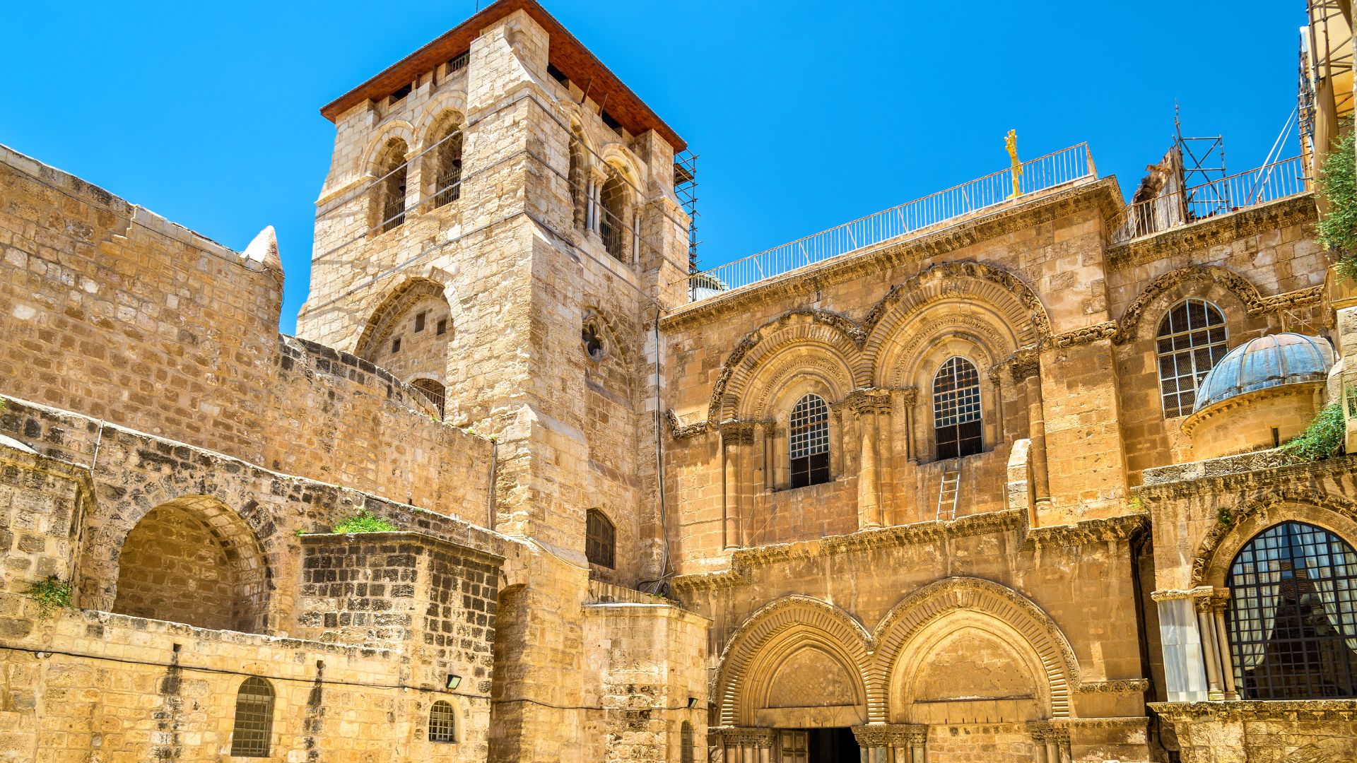 Image shows the Jerusalem’s Church of the Holy Sepulchre