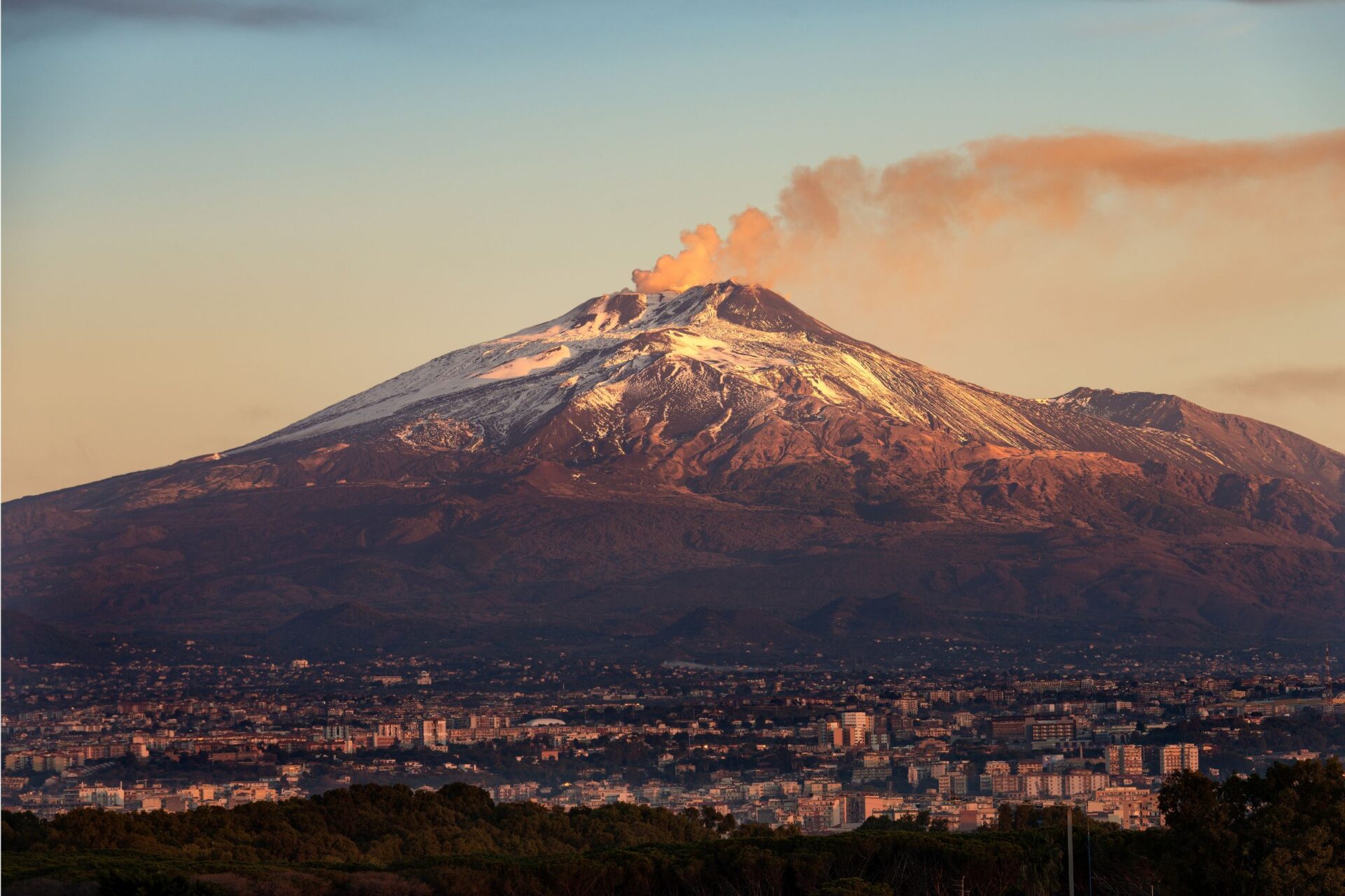 Mt Etna eruption