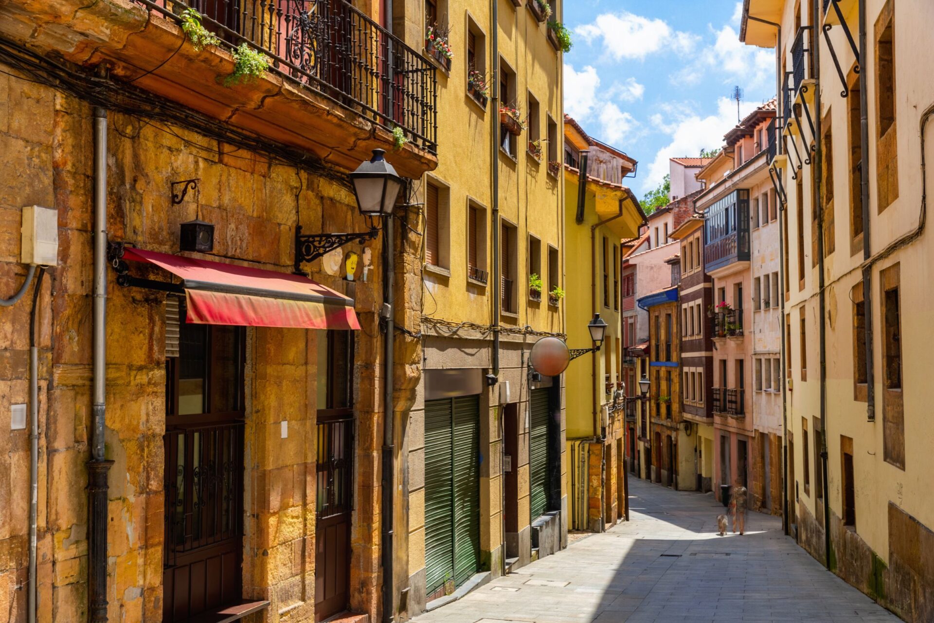 Oviedo Street