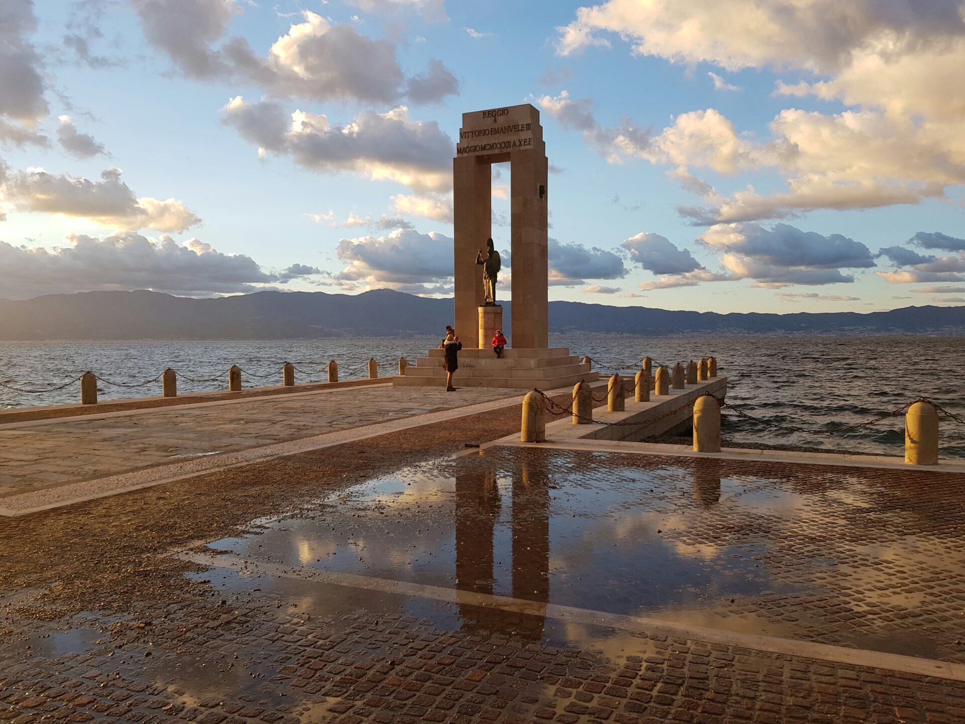 Scenic view of the Reggio Calabria seafront
