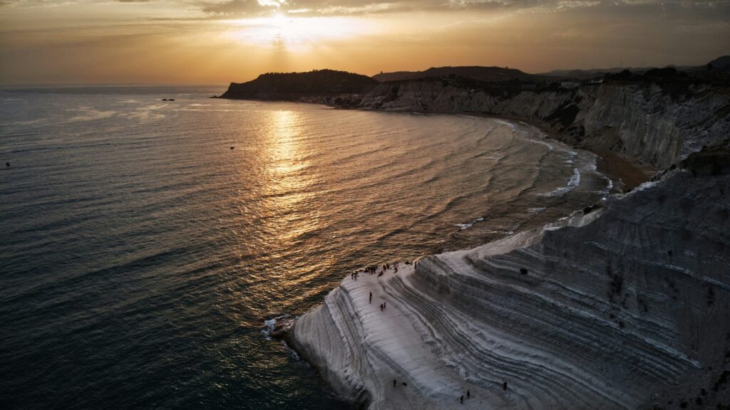 Scala Dei Turchi Guide To Visiting Sicily s Iconic White Cliff scala-dei-turchi-guide-to-visiting-sicily-s-iconic-white-cliff