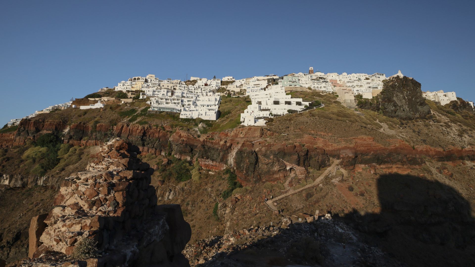 Skaros Rock in Imerovigli with whitewashed buildings.