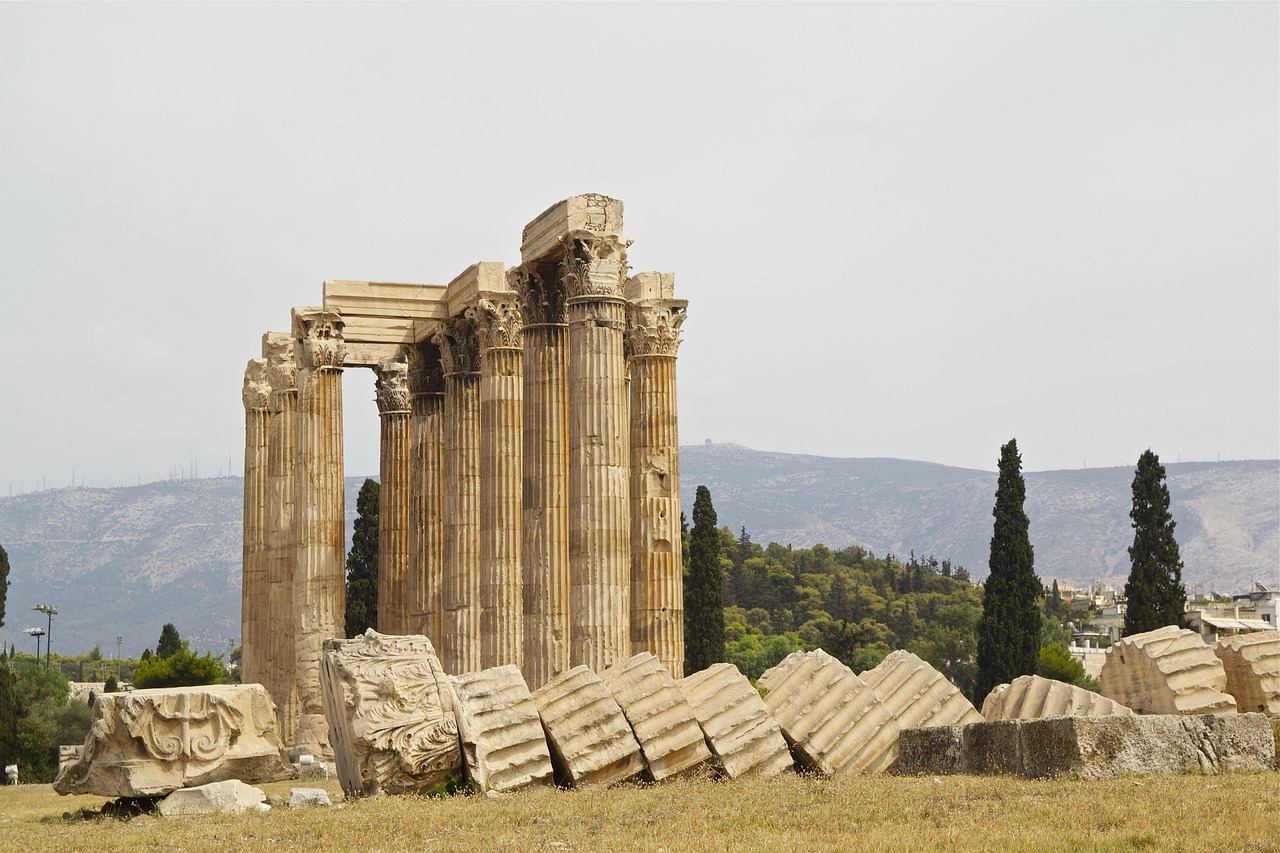 Temple of Olympian Zeus - Greek architecture