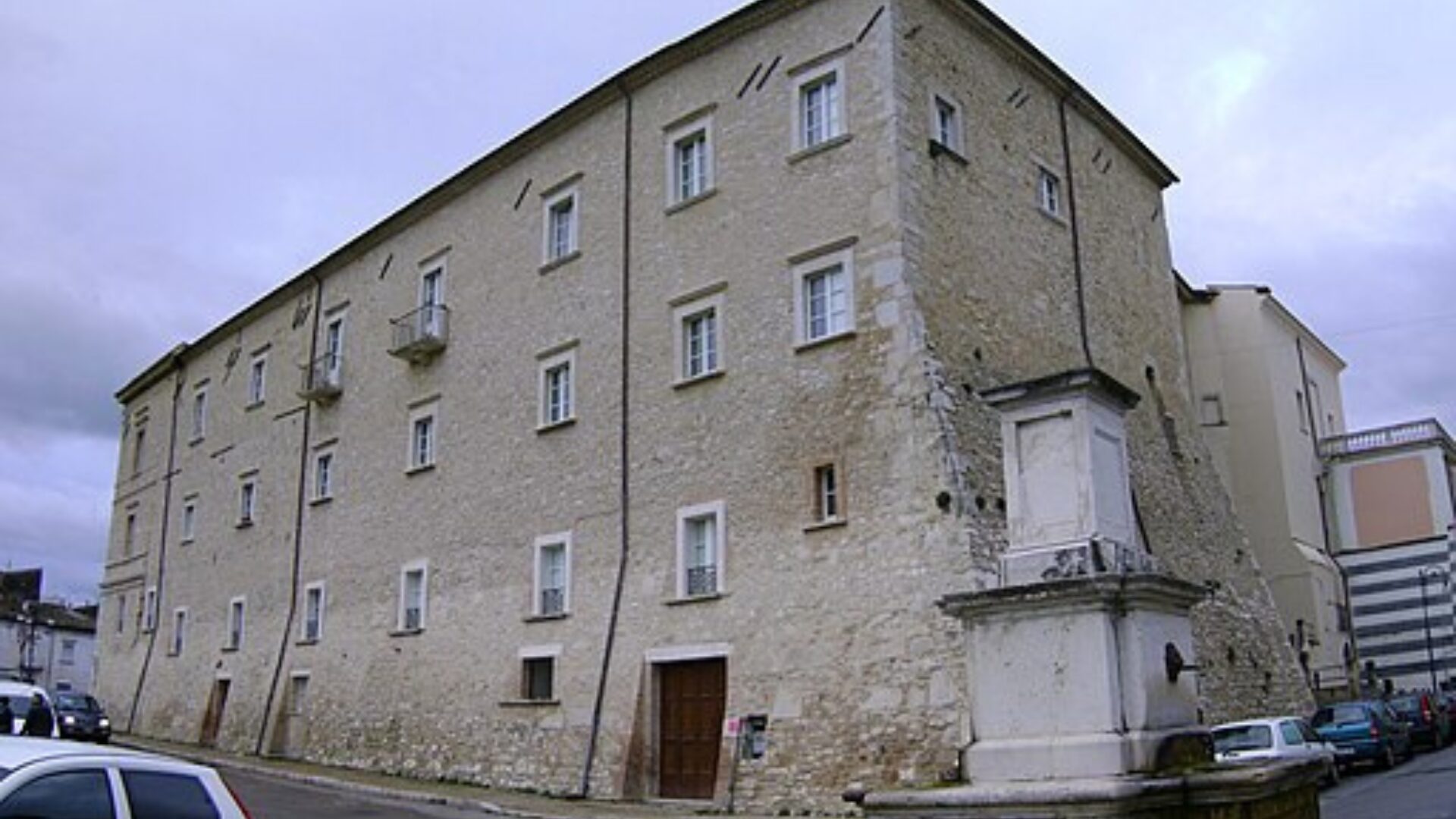 Wikimedia Commons - Palazzo ducale, Larino