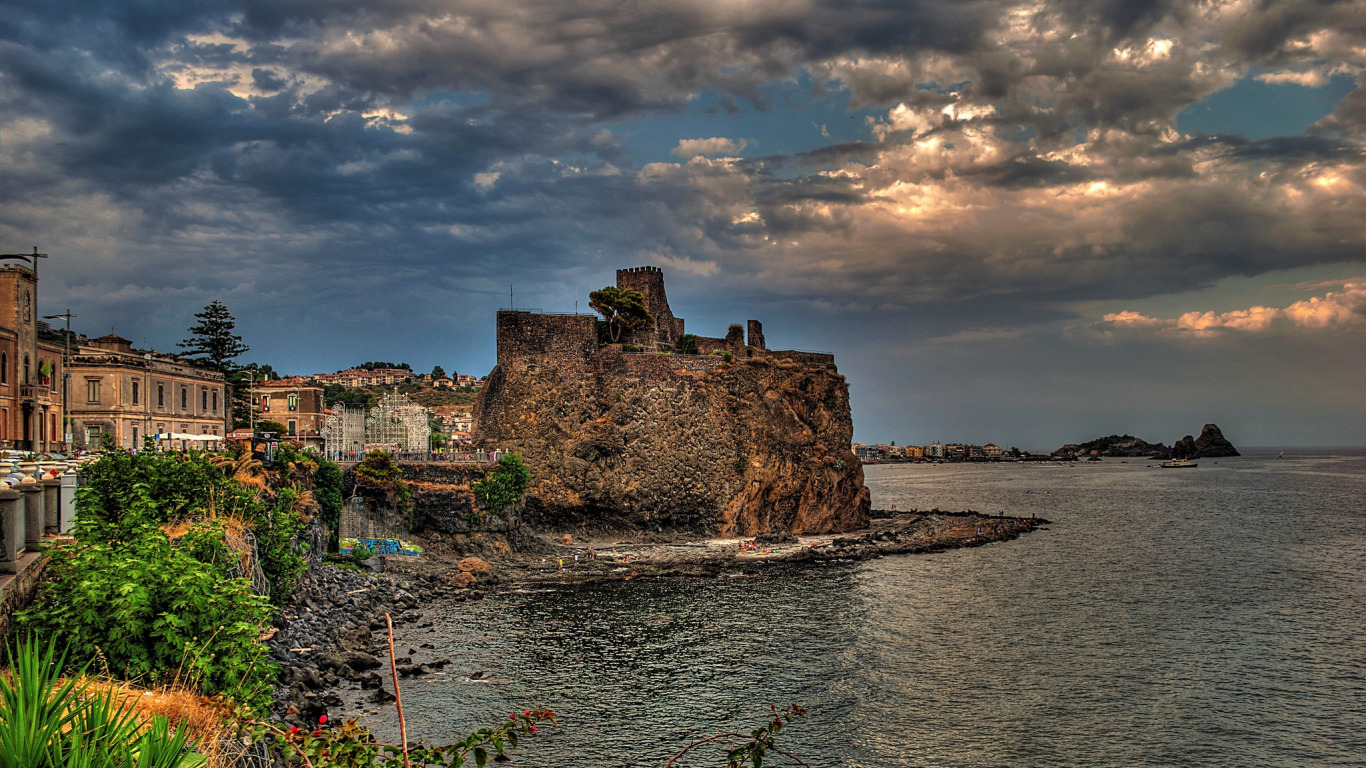 Aci Castello