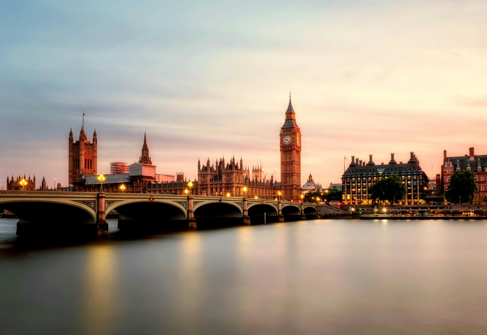 A sweeping view of London’s skyline.