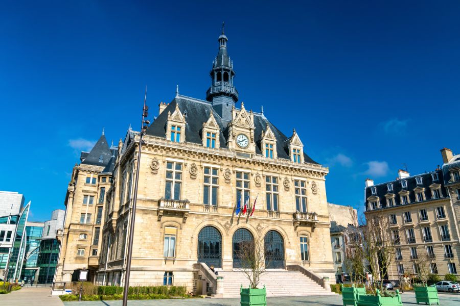 Château de Vincennes: My Journey to Paris's Mighty (and Underrated!) Medieval Fortress and Royal Residence