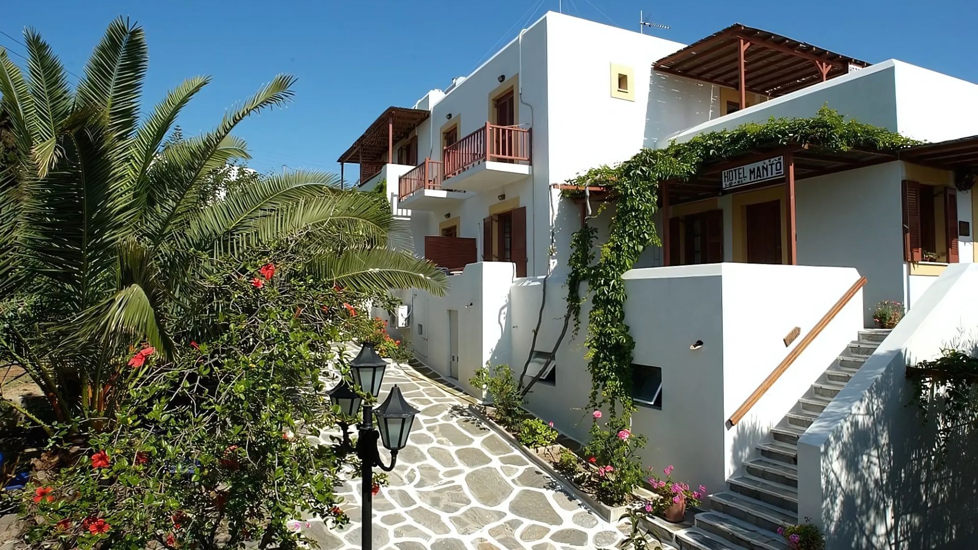Hotel Manto in Naoussa, Paros, Greece
