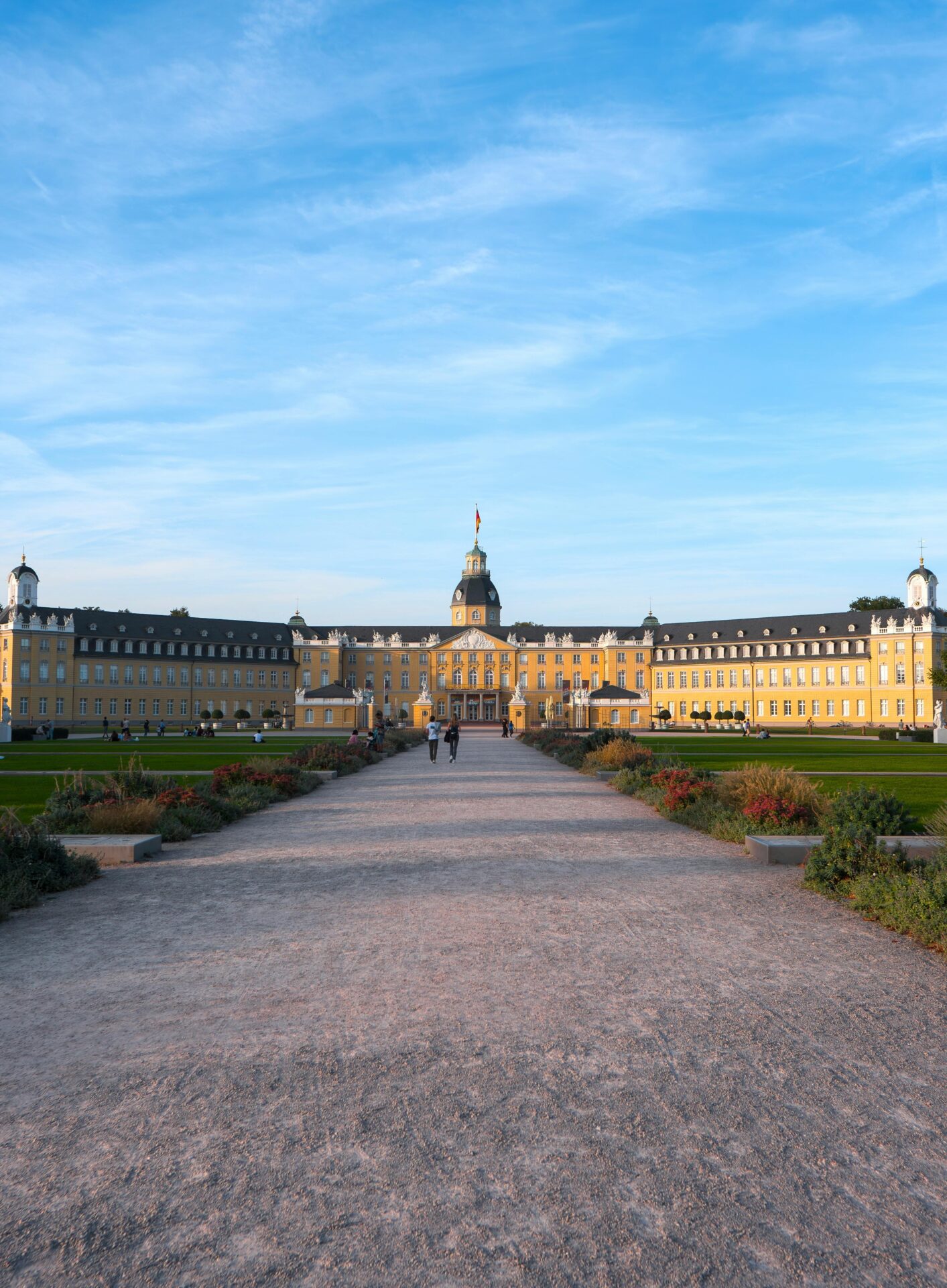 Frontal view of the historic Karlsruhe Palace

