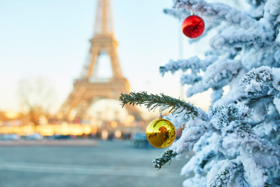 What's the Most Magical Season in Paris? My Argument for Spring Blossoms vs. Autumn Leaves vs. Festive Winter Lights