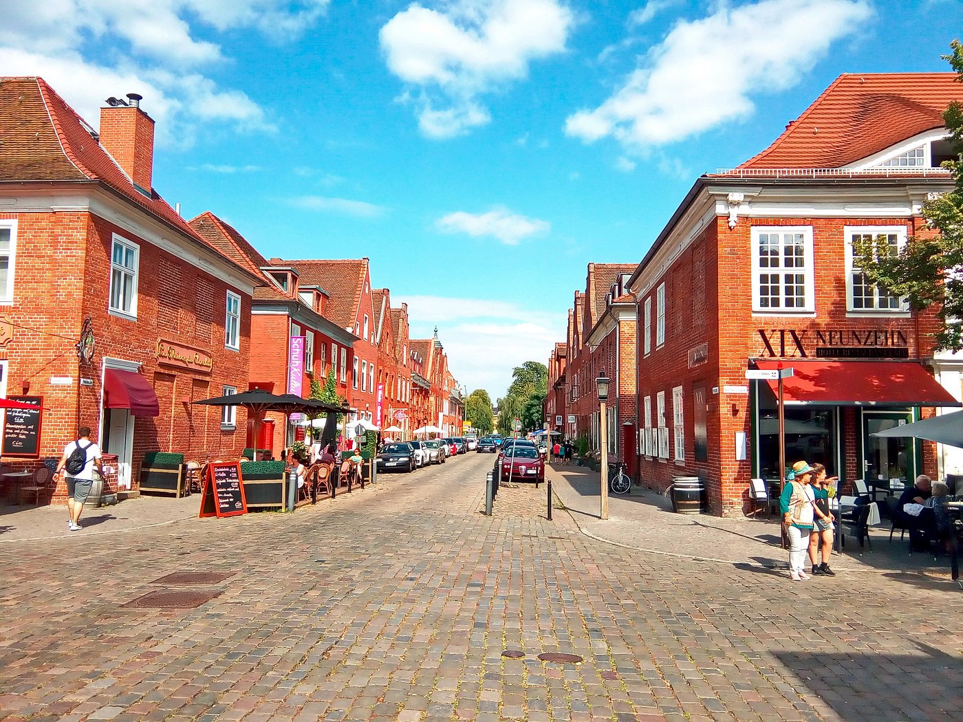 Red-brick Dutch-style townhouses with stepped gables in Potsdam’s Dutch Quarter.