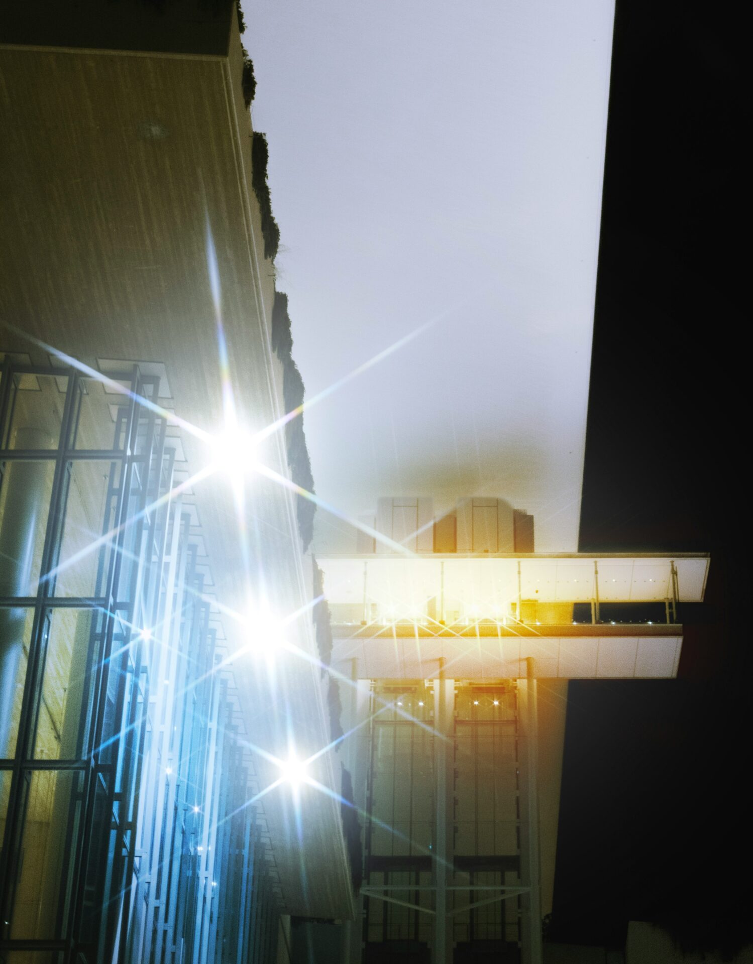 SNFCC (Stavros Niarchos Foundation Cultural Center) - sparkling lights of a building