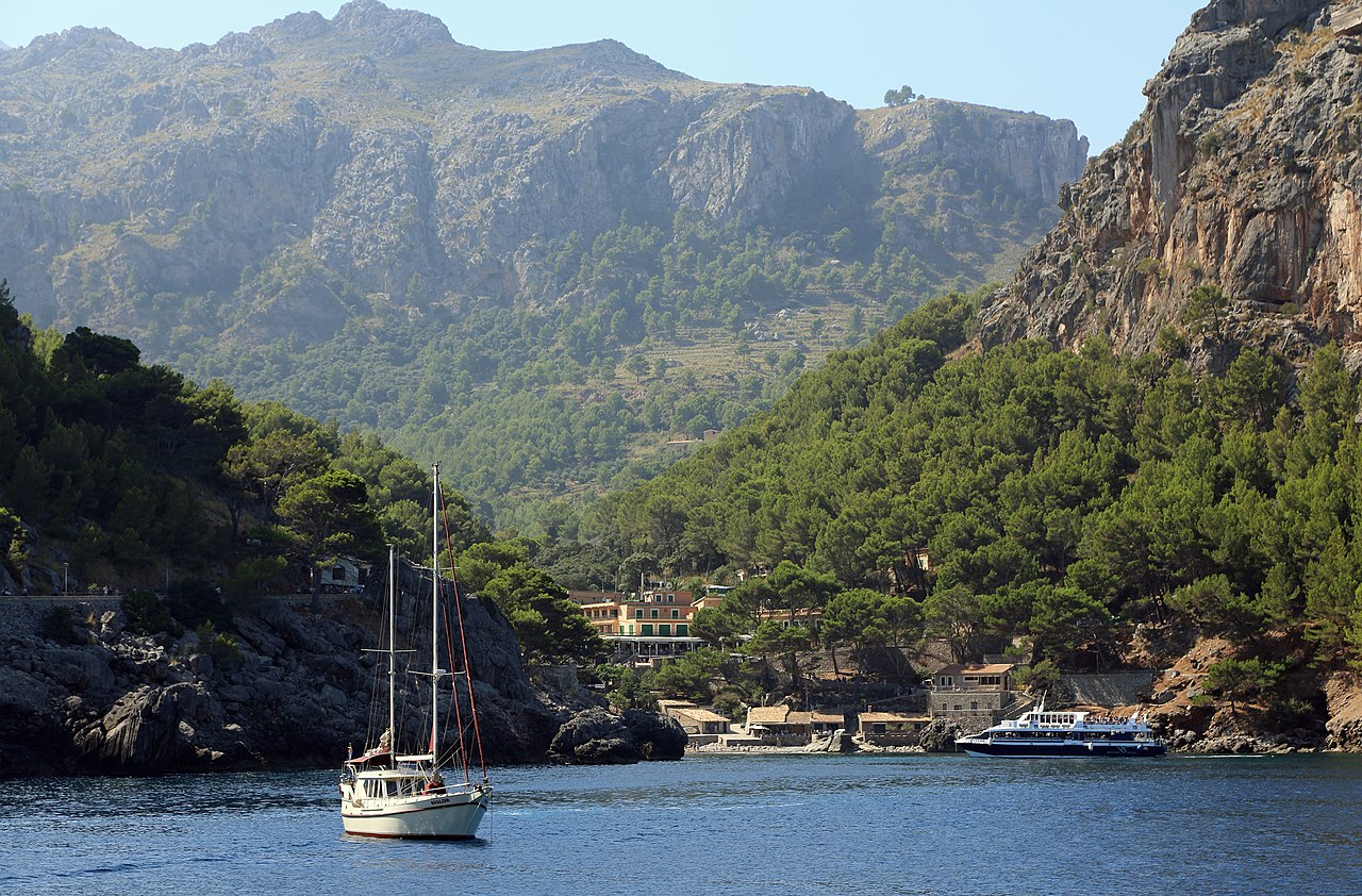 Sailing to Sa Calobra