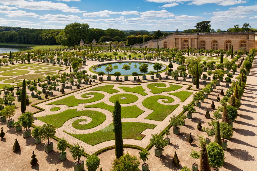 Day Trip to Versailles: My Over-the-Top (But Unforgettable!) Journey into French Royal Grandeur – Hall of Mirrors & More!