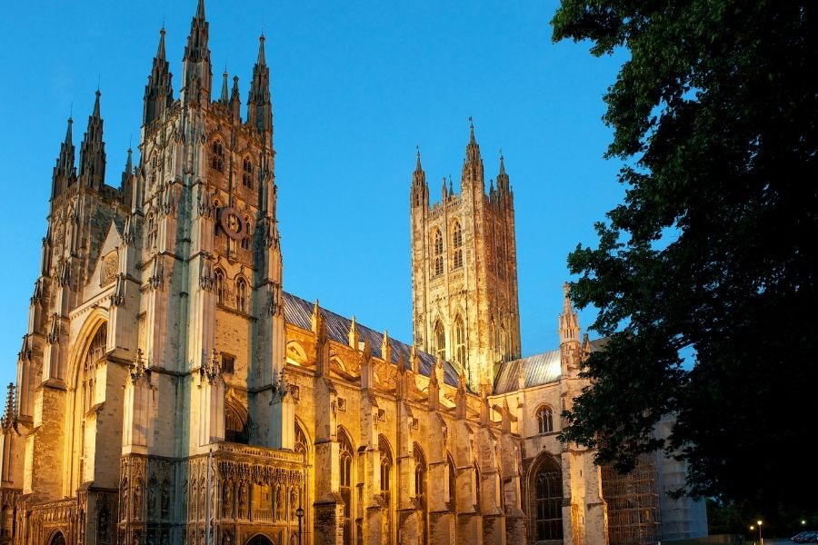 A Perfect Day Trip to Canterbury from London: My Itinerary for History, Culture & Cobblestone Charm
