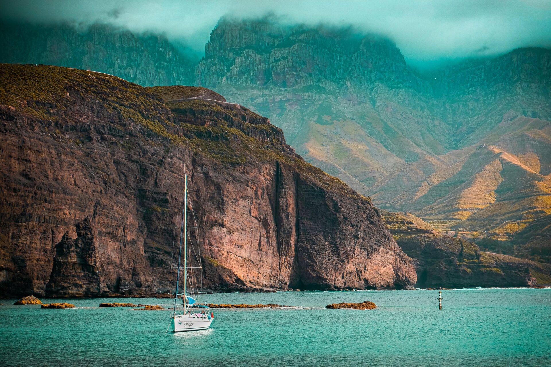The turquoise waters of a Gran Canaria beach 