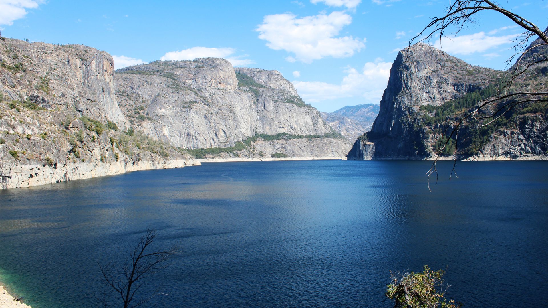 Hetch Hetchy Reservoir in Yosemite National Park, California
