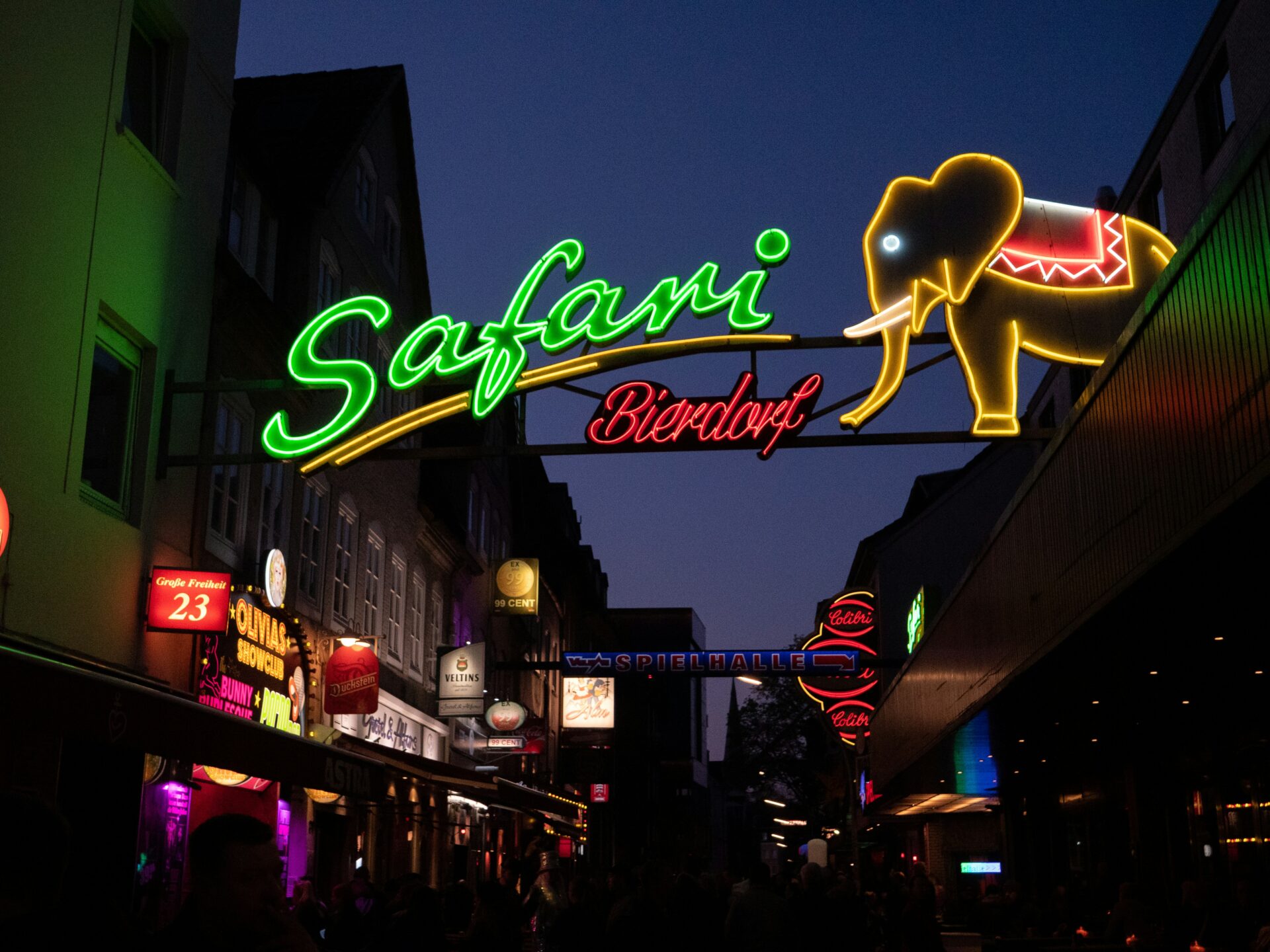 The vibrant Kiez St. Pauli district at night