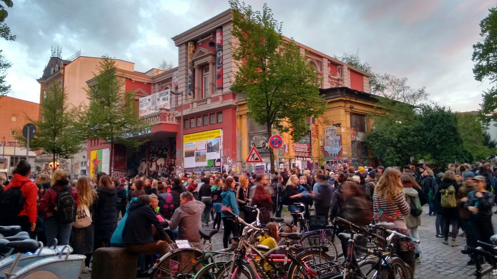 A bustling street in Sternschanze
