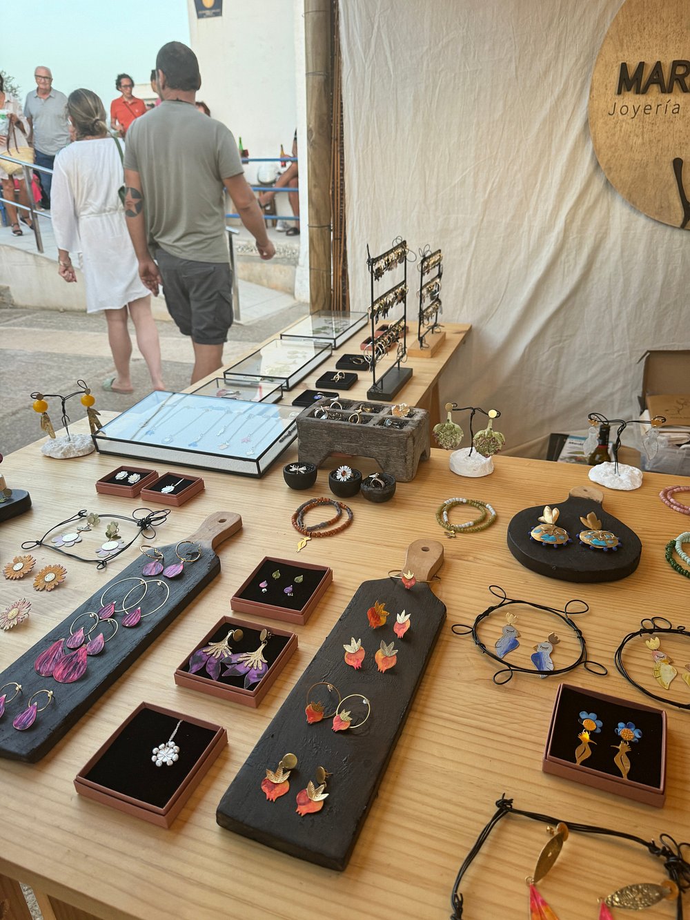 La Mola market